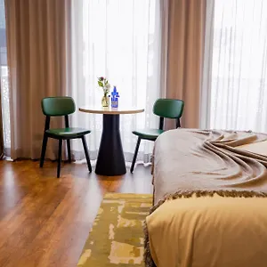 fourty-three-luxury-serviced-apartments.dusseldorf-hotel.net/