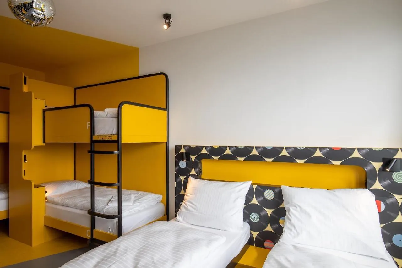 Meininger Hotel Dresden Zentrum Almanya